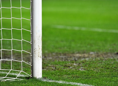 Telecompartijen: onderhandse deal uitzendrechten voetbal is in strijd met mededingingsrecht